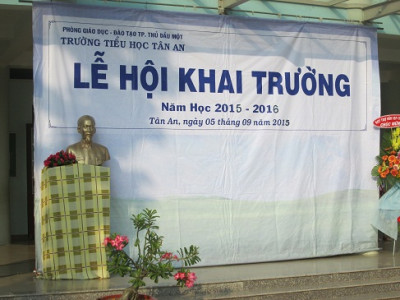 Lễ hội khai trường năm học 2015-2016 tại trường Tiểu học Tân An