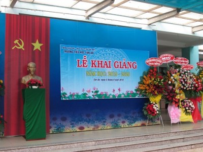 Trường Tiểu học Tân An tổ chức Lễ khai giảng năm học 2019-2020