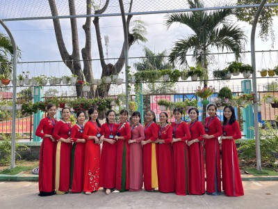 Trường Tiểu học Tân An tham gia hưởng ứng "Tuần lễ mặc áo dài" năm 2023