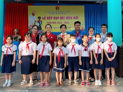 Lễ kết nạp đội viên trường Tiểu học Tân An năm học 2022-2023