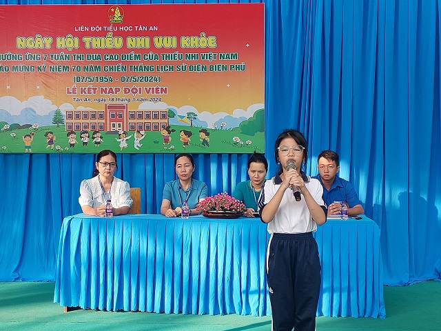 Liên Đội trường Tiểu học Tân An tổ chức Lễ kết nạp Đội viên năm học 2023-2024